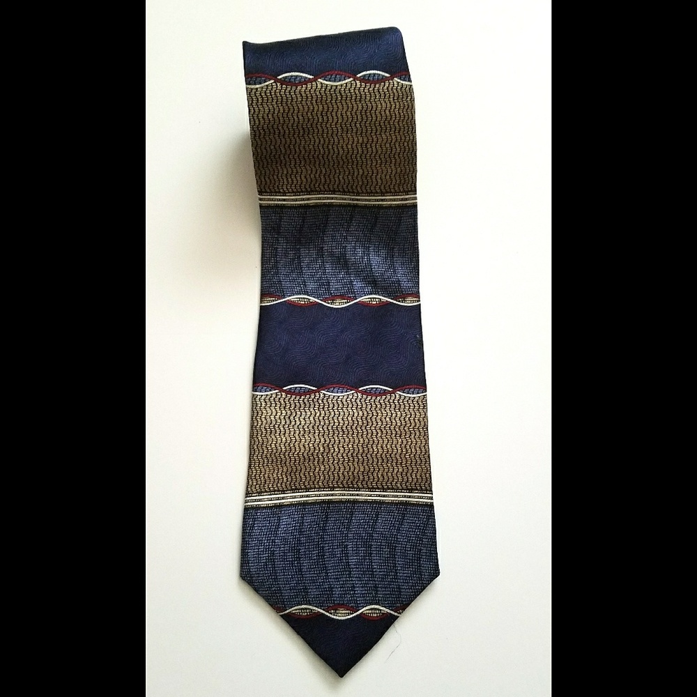 Chez Roffé New York tie.